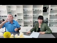 Klien pengembangan produk dengan kepercayaan